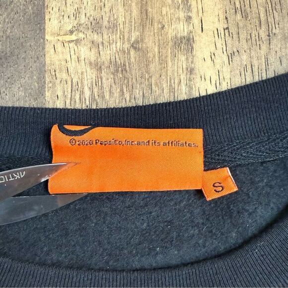 Cheetos Flamin’ Hot Chester Colorblock Sweatshirt PepsiCo Black Sz Unisex Small - Picture 8 of 9